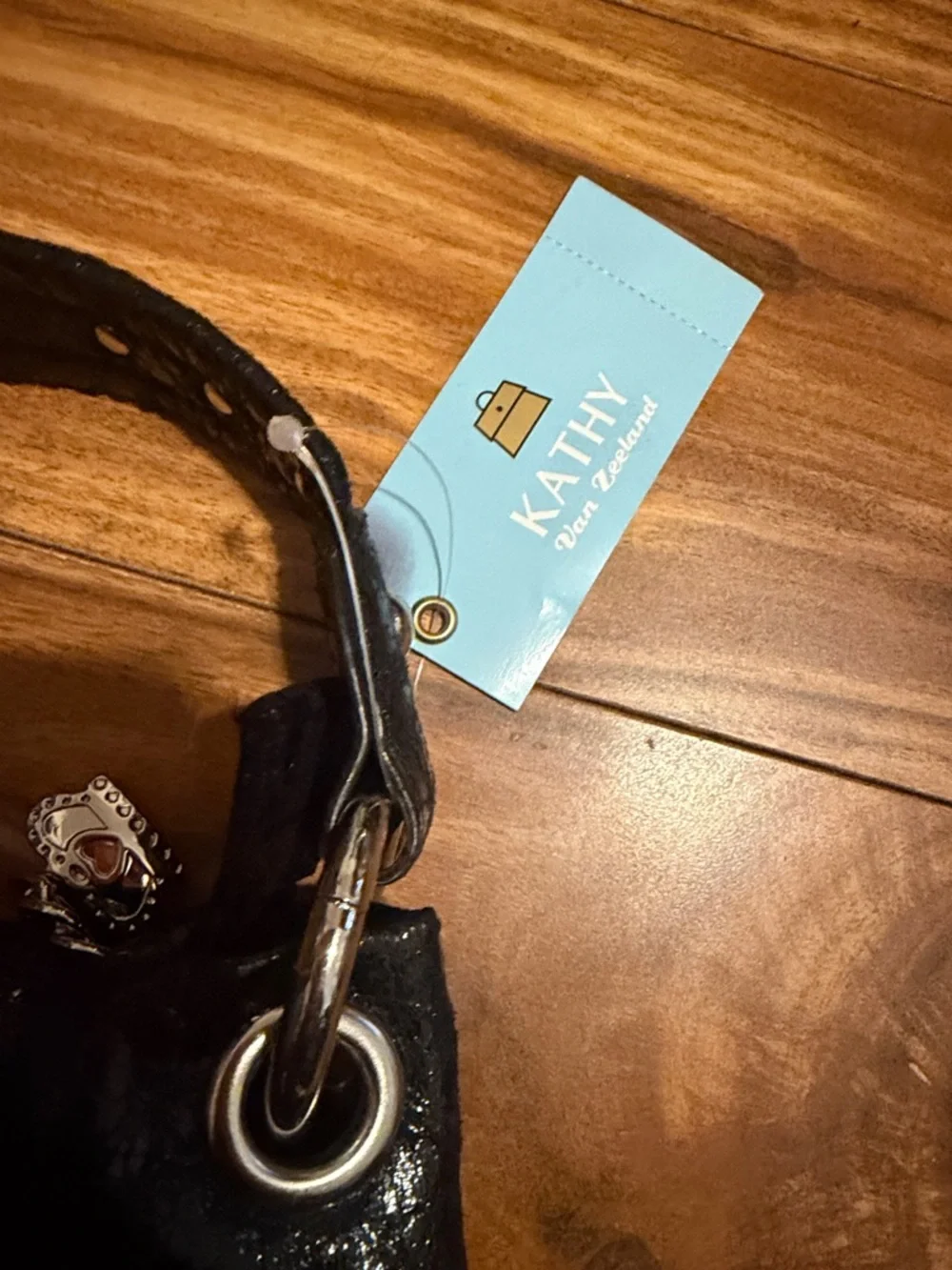 Kathy Van Zeeland Black Pleated Shoulder Bag with Silver Crest - Picture 2 of 7